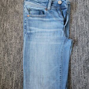 BKE Audrey Slim Fit, Mid Rise, Bootcut Jeans.  Size W26/L31 1/2